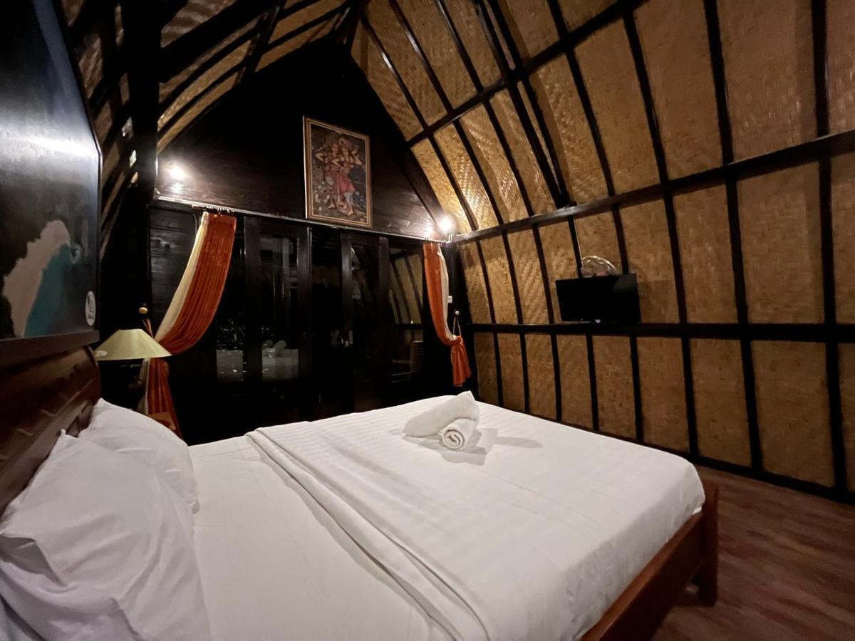 Holy Hills Bungalow Nusa Penida Batumadeg Eksteriør billede