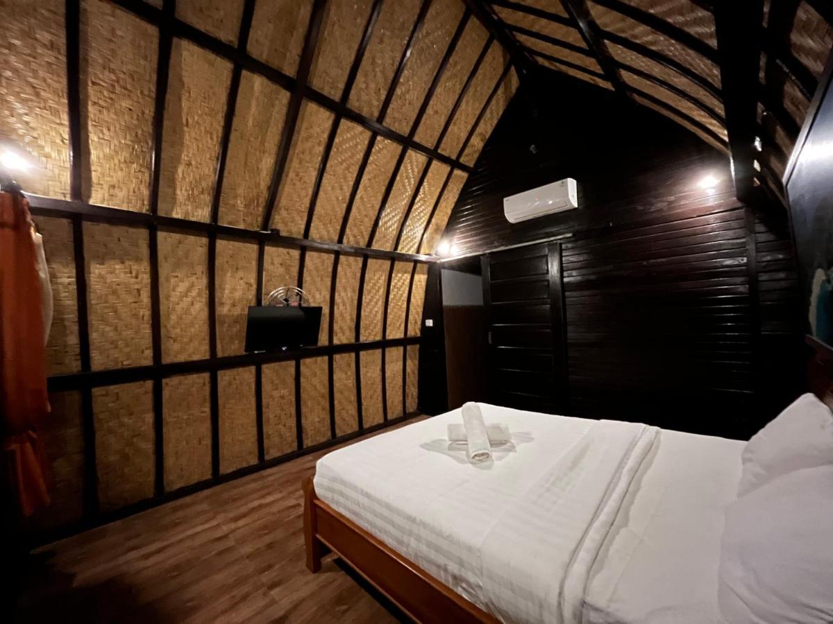 Holy Hills Bungalow Nusa Penida Batumadeg Eksteriør billede