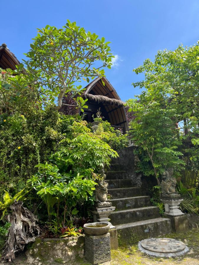 Holy Hills Bungalow Nusa Penida Batumadeg Eksteriør billede