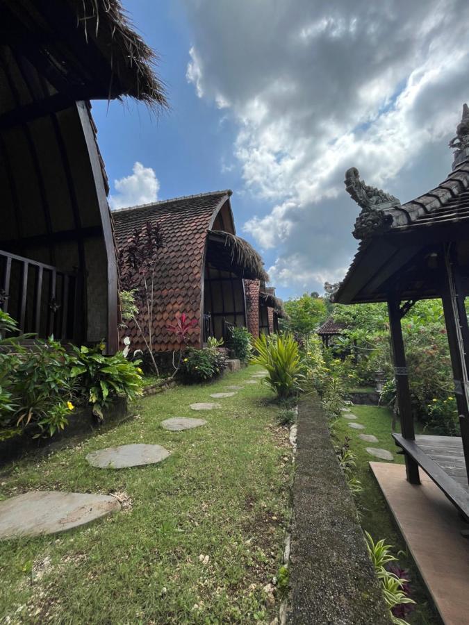 Holy Hills Bungalow Nusa Penida Batumadeg Eksteriør billede